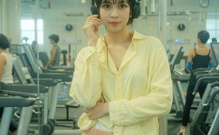 啊英语老师的胸好软